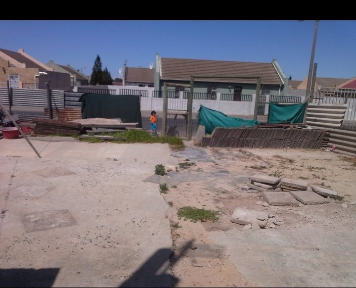  Bedroom Property for Sale in Malibu Village Western Cape